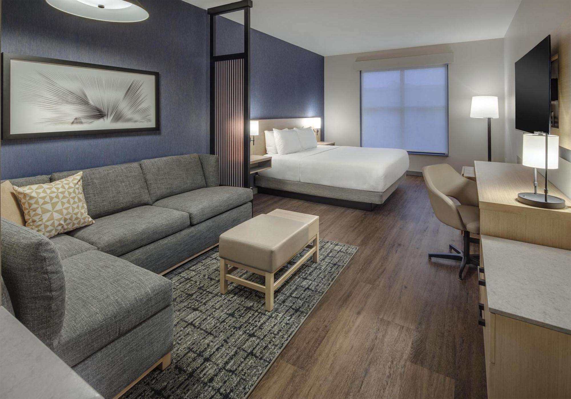 Hyatt Place Newark-main Street