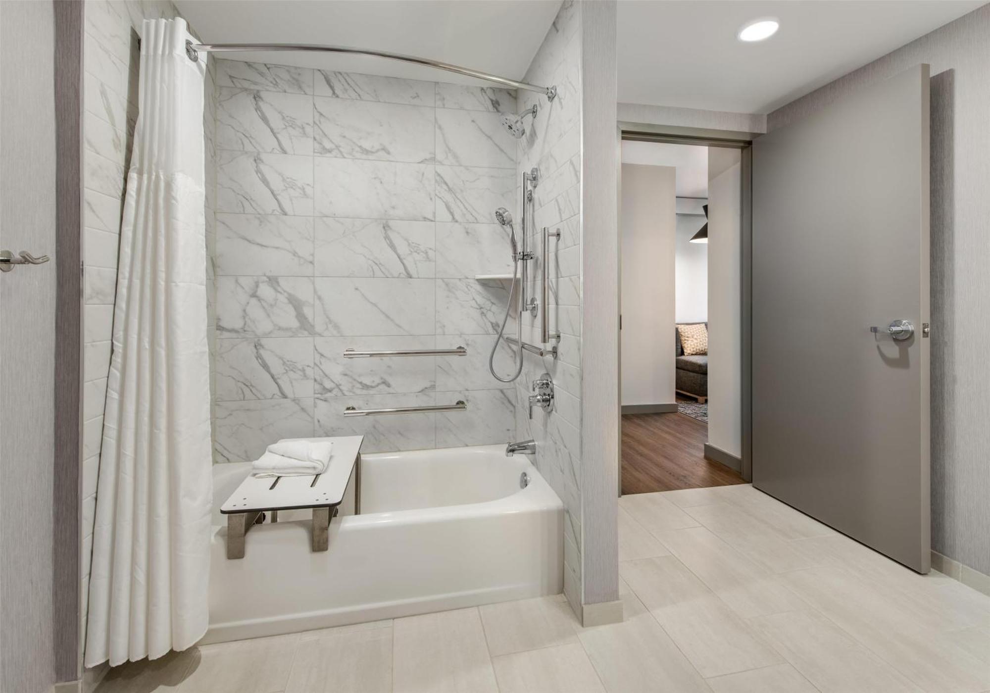 Hyatt Place Newark-main Street Hotel